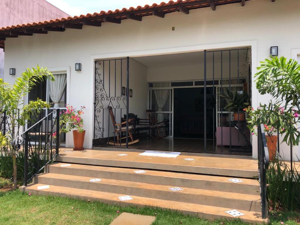 Casa Bela E Confortavel Em שאפאדה דוס גימאראייס מראה חיצוני תמונה